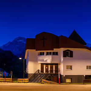 Nuevo sistema lumínico en Candanchú, con LED de 2200 K y menos del 1,63 % de emisión azul, optimizado para proteger el cielo nocturno.