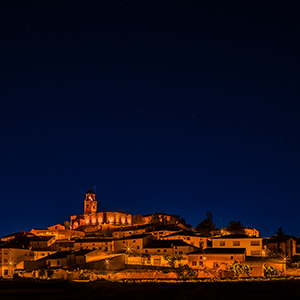 Jarque de la Val (Teruel) reduce el impacto circadiano mediante tecnolog&iacute;a de bajo contenido en luz azul.
