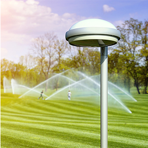 The lighting fixtures ensure electrical safety in green areas with active irrigation.